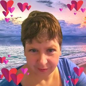 Meet your Posher, Vicki